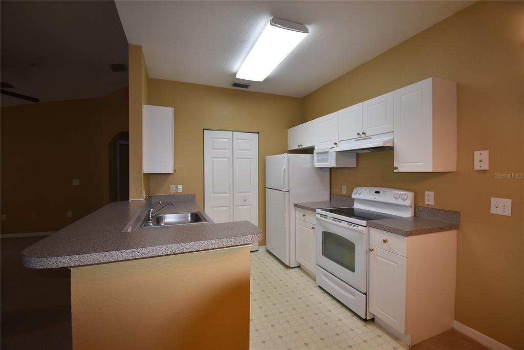 832 GRAND REGENCY POINT UNIT 201, ALTAMONTE SPRINGS, FL — photo 4 of 12