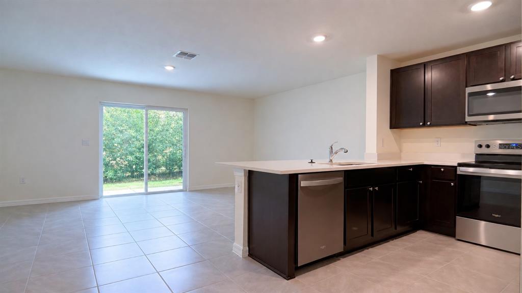 8212 SW 67TH AVENUE, OCALA, FL — photo 4 of 30