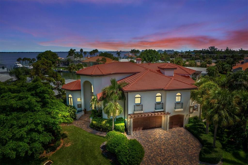 524 SCHOONER LANE