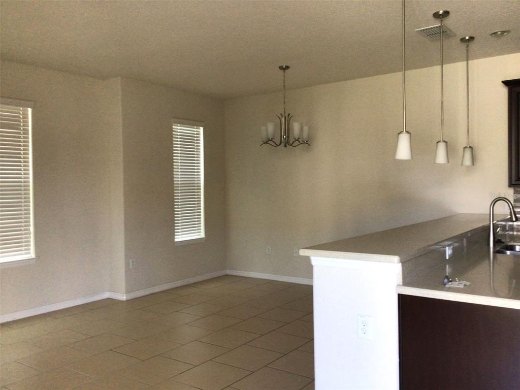 2564 FASSONA DRIVE, KISSIMMEE, FL — photo 3 of 16