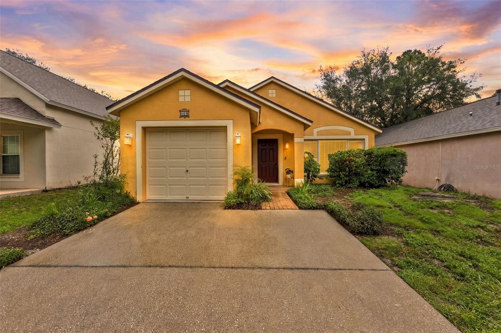 609 CAPE COD CIR, VALRICO, FL — photo 2 of 30