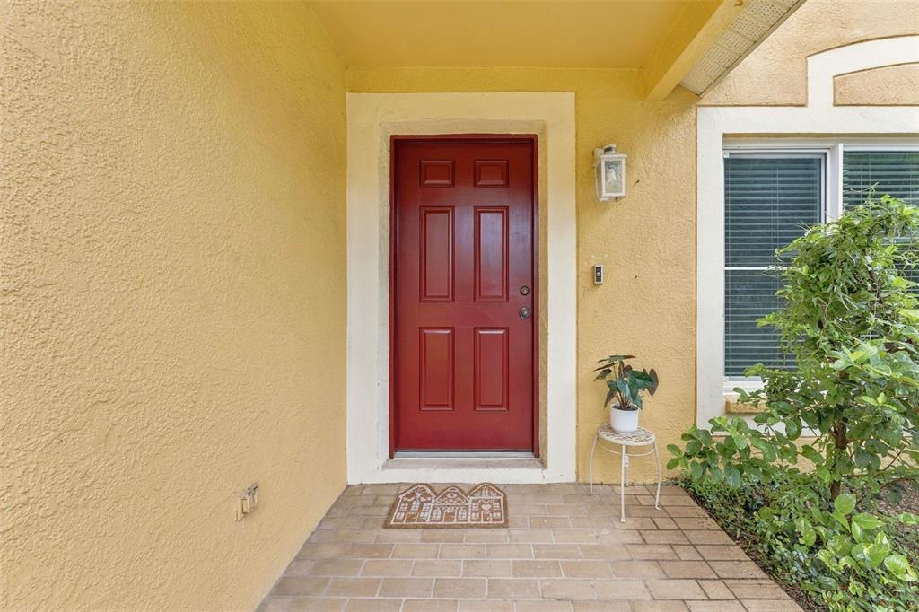 609 CAPE COD CIR, VALRICO, FL — photo 5 of 30