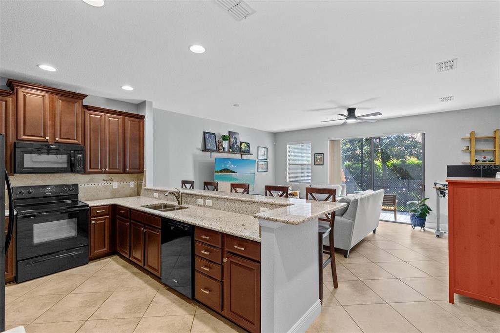 8442 KELSALL DRIVE, ORLANDO, FL — photo 4 of 34