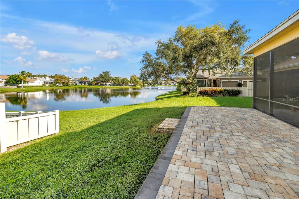 868 GLADES COURT NE, ST PETERSBURG, FL — photo 2 of 53
