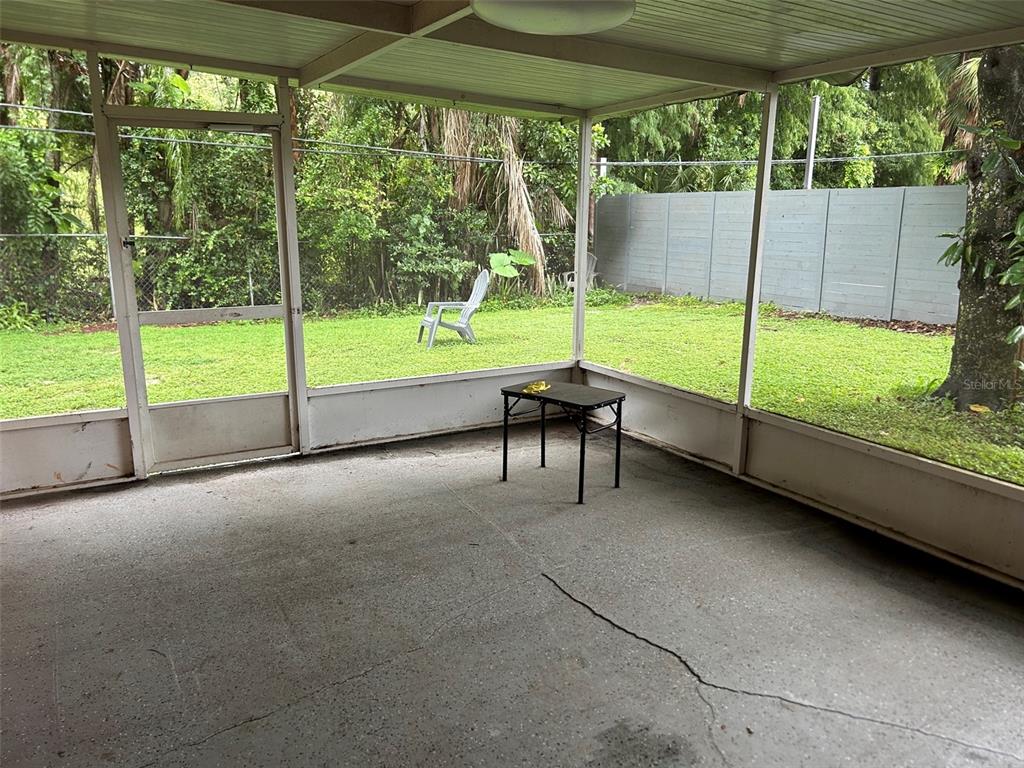 578 VINE AVENUE, DUNEDIN, FL — photo 5 of 10