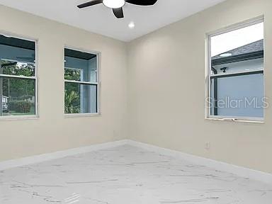 2823 60TH AVENUE N, ST PETERSBURG, FL — photo 5 of 40