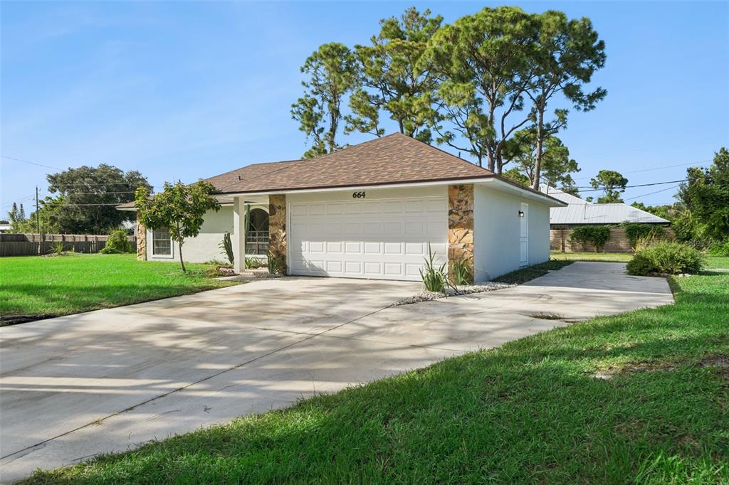 664 25TH STREET SW, VERO BEACH, FL — photo 4 of 30