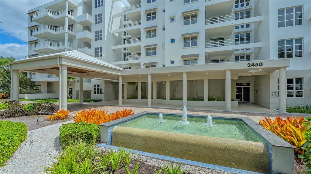 2450 HARBOURSIDE DRIVE UNIT 212