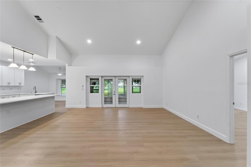 2216 NEW BEDFORD DRIVE, SUN CITY CENTER, FL — photo 3 of 30