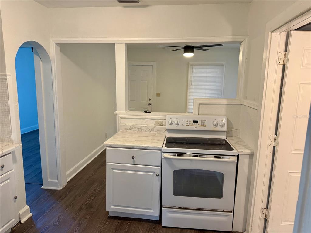 2336 18TH AVENUE S, ST PETERSBURG, FL — photo 5 of 28
