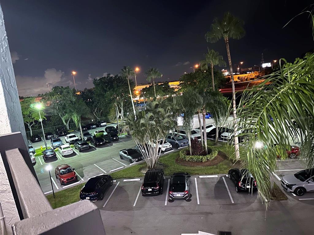 1021 MOCKINGBIRD LANE UNIT 404