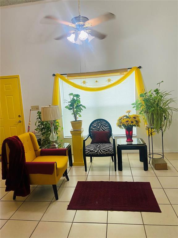 721 GASPARINO COURT, SEFFNER, FL — photo 4 of 31