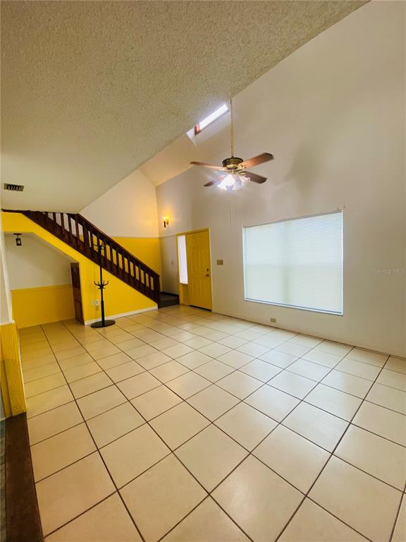721 GASPARINO COURT, SEFFNER, FL — photo 5 of 31