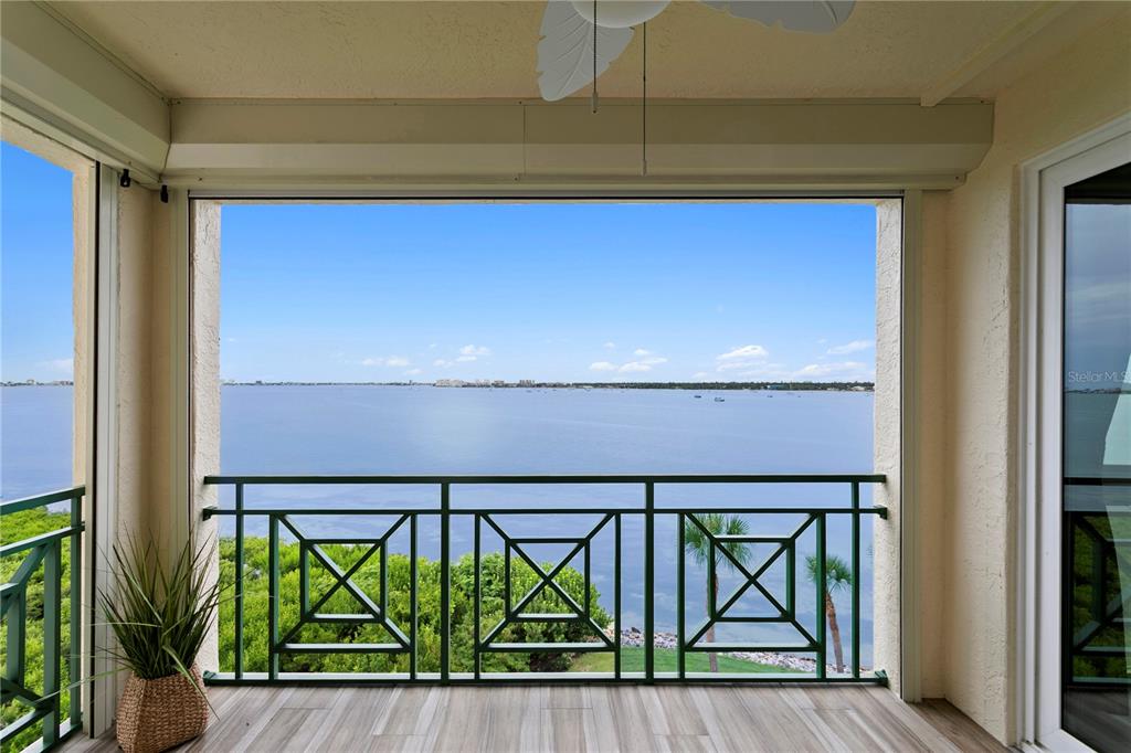 4717 DOLPHIN CAY LANE S UNIT 503, ST PETERSBURG, FL — photo 5 of 30