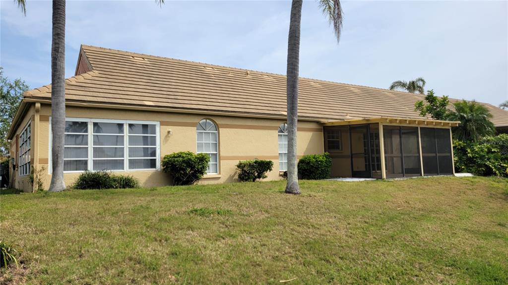 3520 57TH AVENUE CIRCLE W UNIT 10