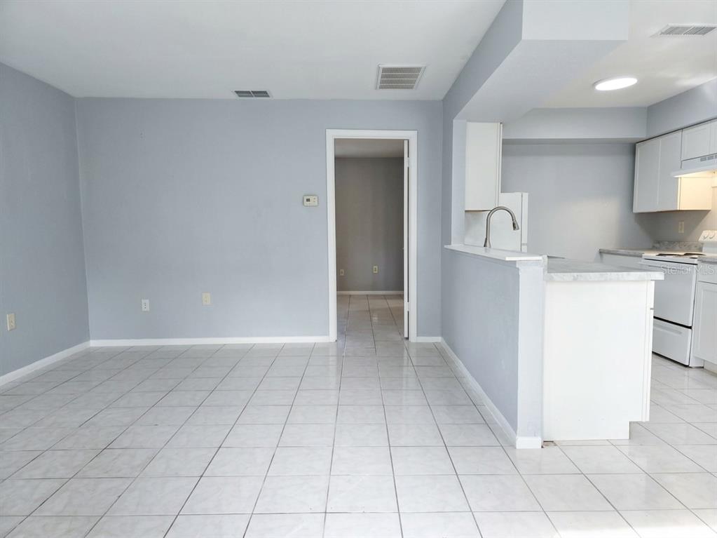 613 MARIANNA ROAD UNIT 613, AUBURNDALE, FL — photo 2 of 8