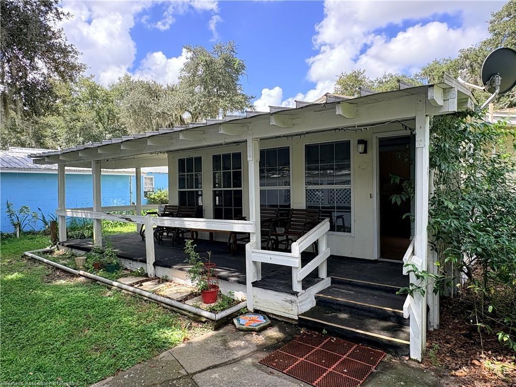 311 S 8TH AVENUE, WAUCHULA, FL — photo 4 of 8