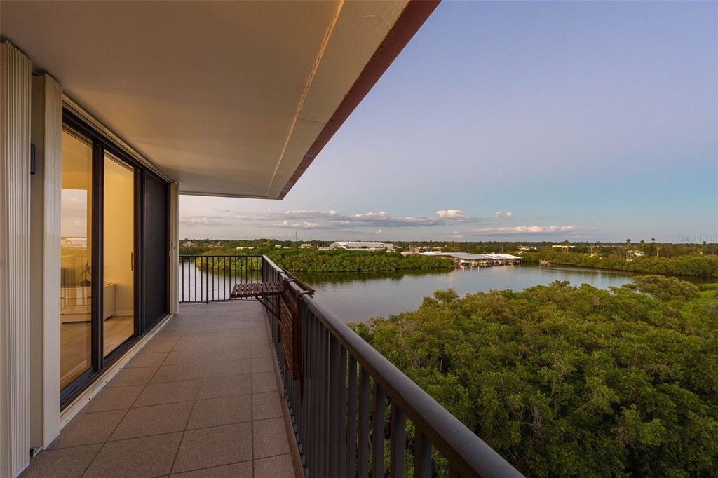 2700 BAYSHORE BOULEVARD UNIT 9405, DUNEDIN, FL — photo 4 of 47