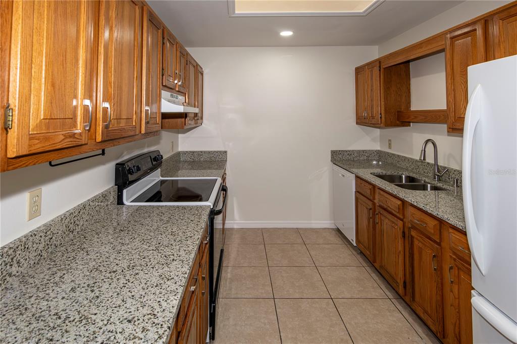 1618 ASHER LANE, ORLANDO, FL — photo 5 of 17