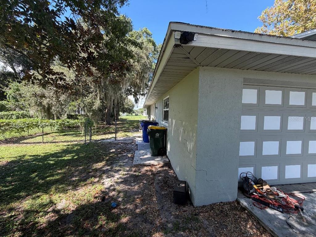432 SPRING LAKE BOULEVARD, SEBRING, FL — photo 2 of 13