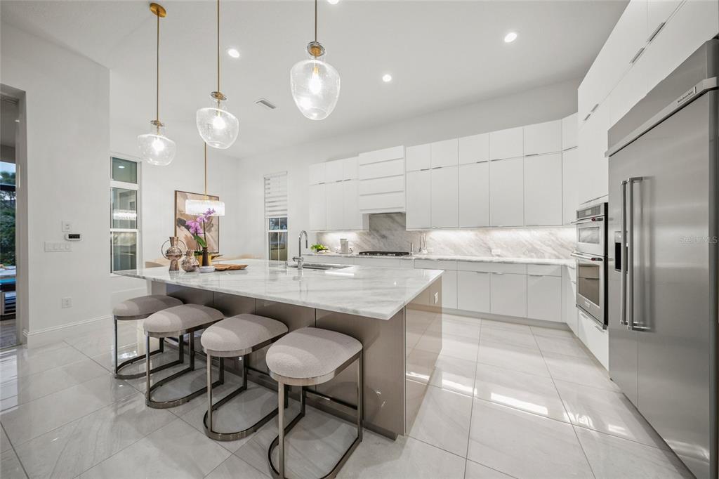 16903 VERONA PLACE, LAKEWOOD RANCH, FL — photo 4 of 30