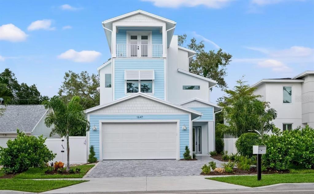 1647 SIESTA DRIVE, SARASOTA, FL — photo 4 of 30