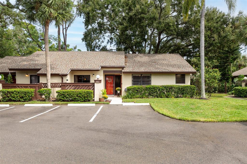 2925 BOXWOOD CT