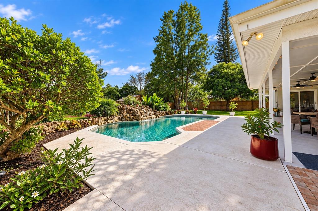 992 SLEEPING ROCK COURT, WINTER SPRINGS, FL — photo 2 of 30