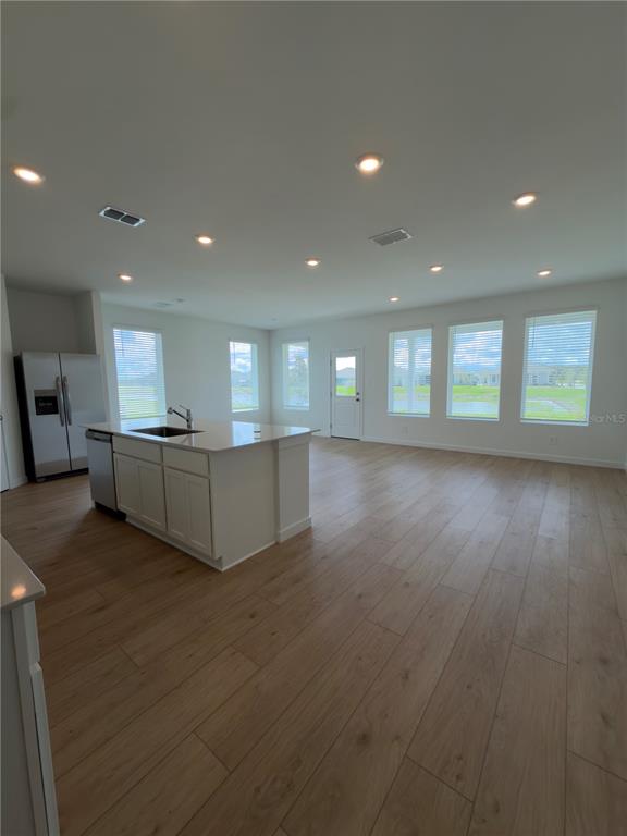 5556 GUAVA COURT, KISSIMMEE, FL — photo 3 of 19