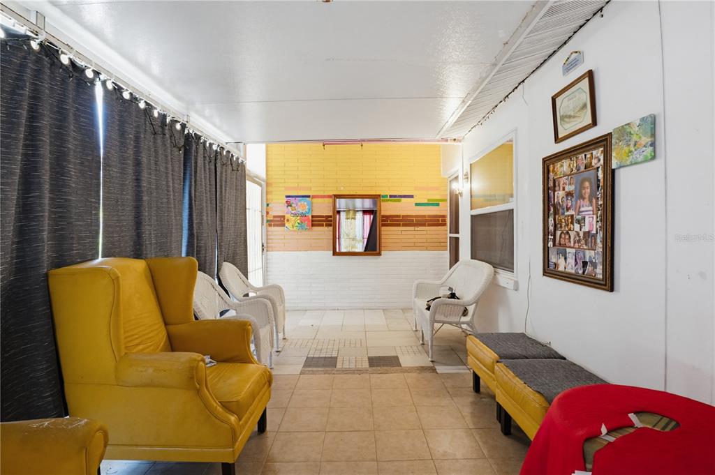 1100 EWING AVENUE, CLEARWATER, FL — photo 4 of 30