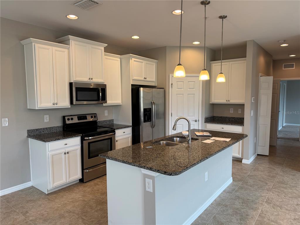 4271 EXPEDITION WAY UNIT 103, OSPREY, FL — photo 2 of 14