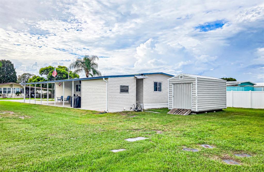 5402 MOHAWK STREET, ZEPHYRHILLS, FL — photo 4 of 30