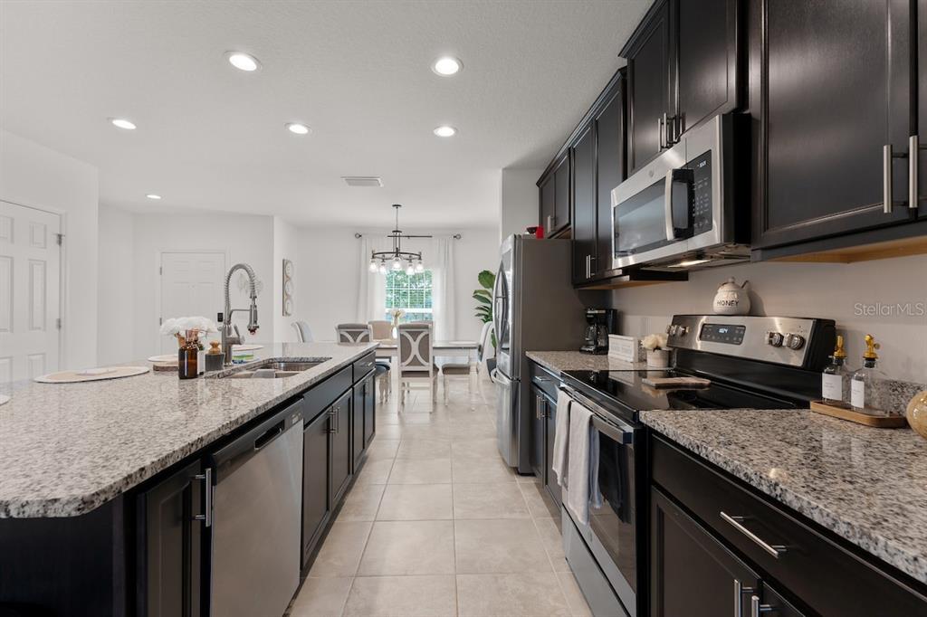 145 CLAIRE LANE, DAVENPORT, FL — photo 4 of 29