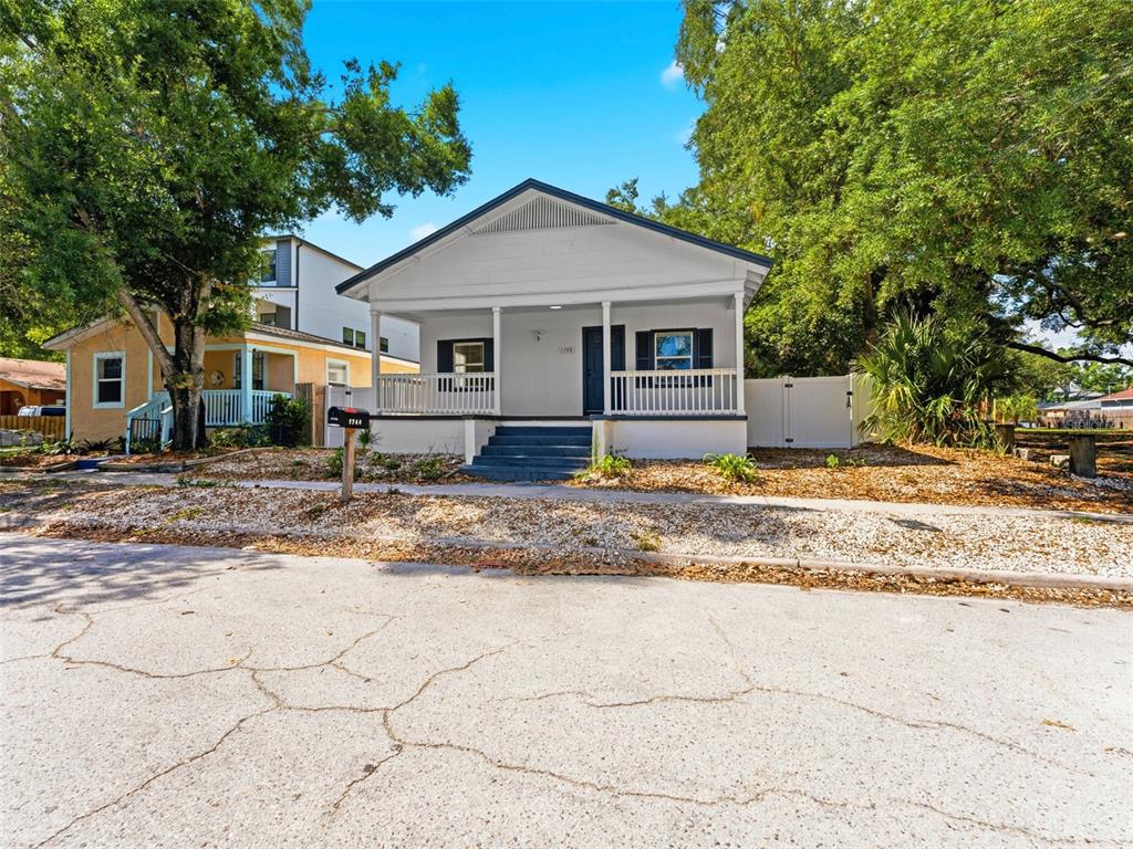1740 W CHERRY STREET, TAMPA, FL — photo 2 of 26