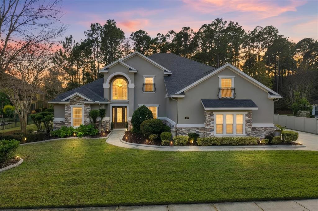 4377 CASTLE OAK COURT