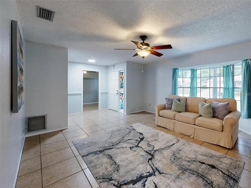 1836 PLUMTREE DRIVE, DELTONA, FL — photo 2 of 30