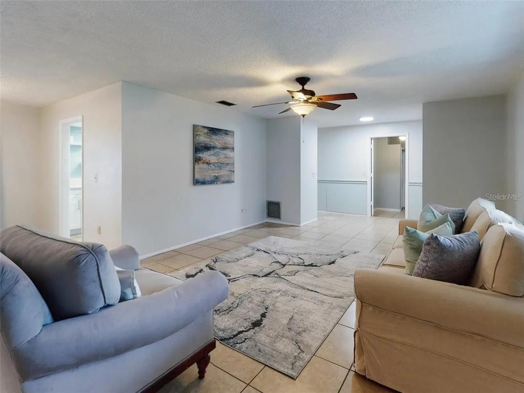 1836 PLUMTREE DRIVE, DELTONA, FL — photo 3 of 30