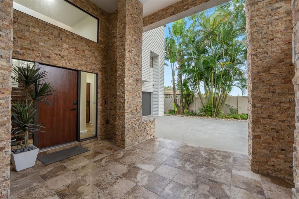 4035 N RIVER VIEW AVENUE, TAMPA, FL — photo 5 of 30
