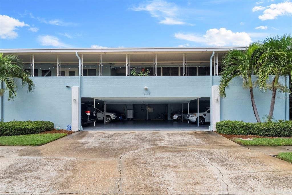 300 VENETIAN DRIVE UNIT 1, CLEARWATER, FL — photo 3 of 30