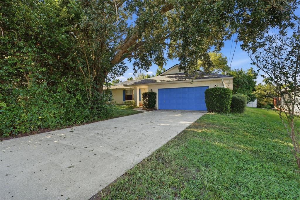 1626 W AKRON DRIVE, DELTONA, FL — photo 4 of 46