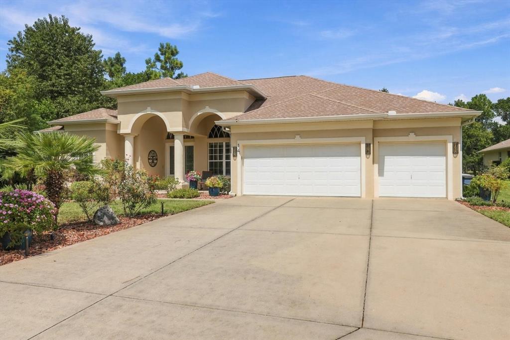 14 CYPRESS BOULEVARD E, HOMOSASSA, FL — photo 3 of 30