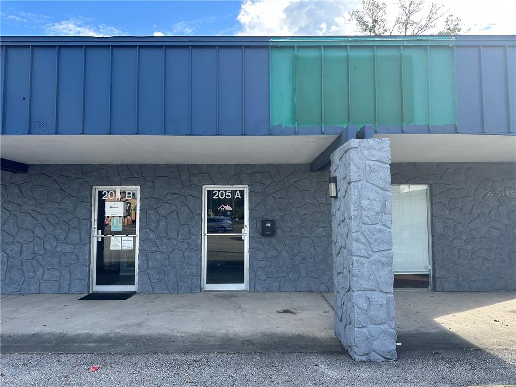 205 E BRANDON BOULEVARD UNIT A
