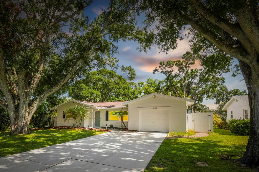 11779 82ND TERRACE