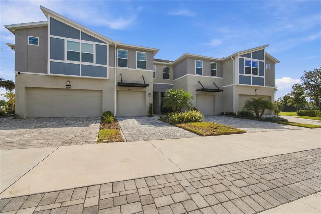 31564 WOODLAND RACE LOOP, WESLEY CHAPEL, FL — photo 3 of 30
