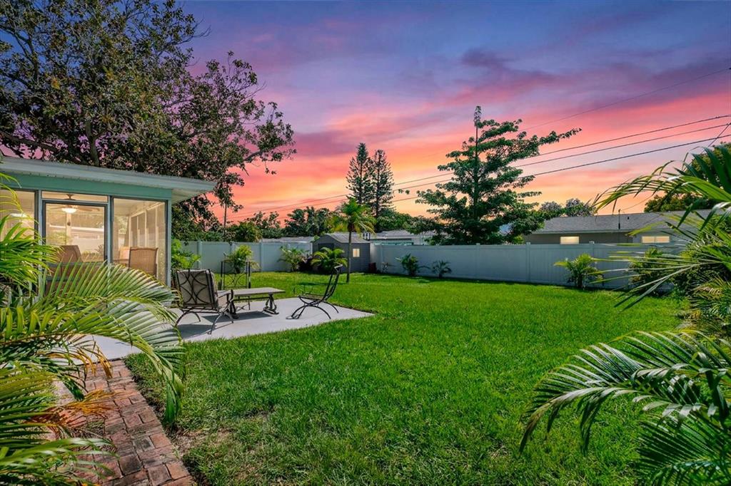 1669 CAMBRIDGE DRIVE, CLEARWATER, FL — photo 2 of 42