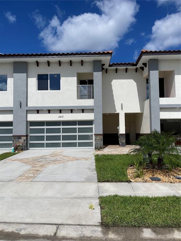 1810 BRENTWOOD COURT