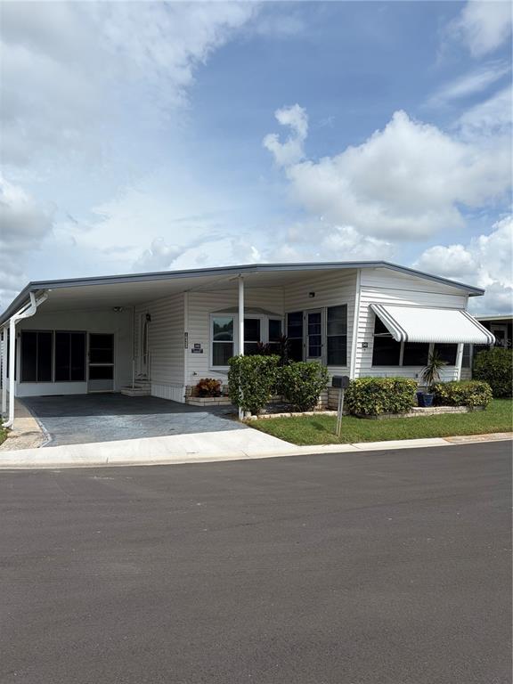 10493 PEACEFUL DRIVE, LARGO, FL — photo 4 of 30
