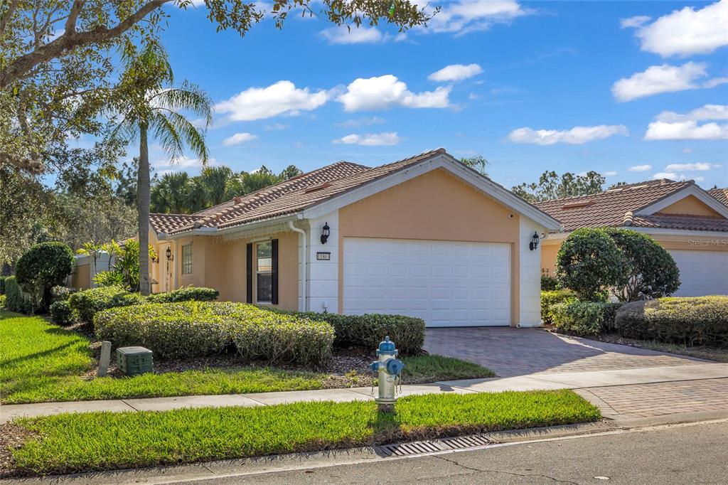 11863 FIORE DRIVE