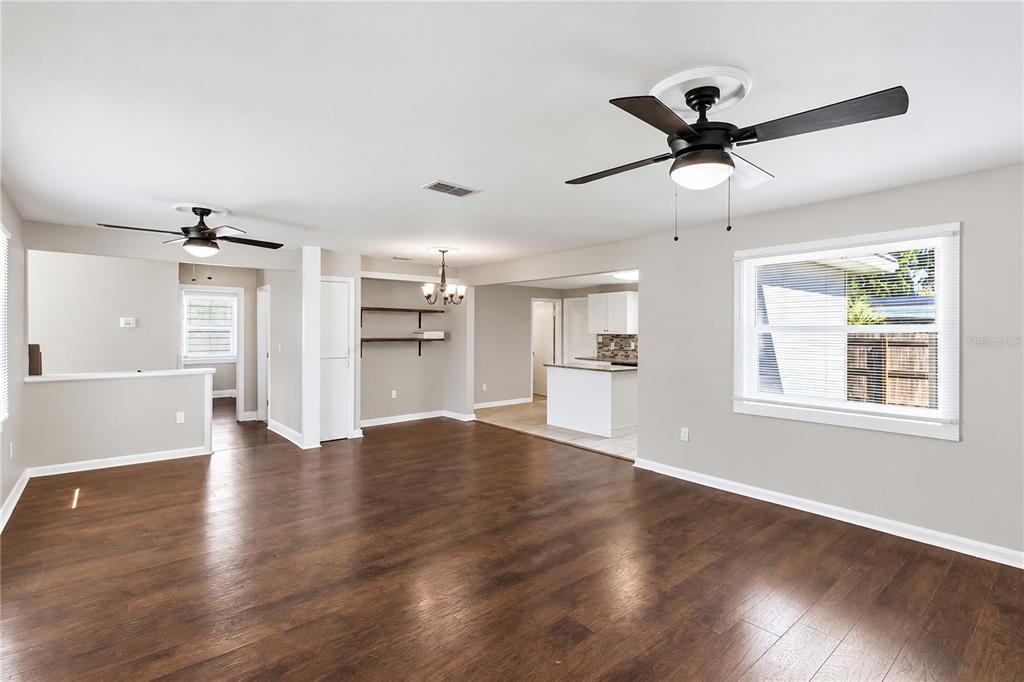 1517 W RIVER SHORE WAY, TAMPA, FL — photo 5 of 21