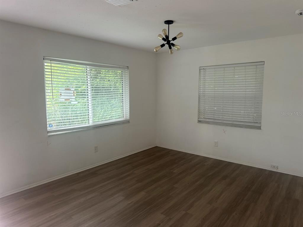 6199 59TH PLACE N, ST PETERSBURG, FL — photo 4 of 12